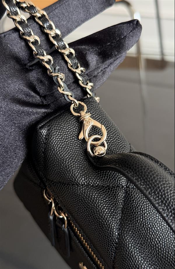 2026127214535987 560